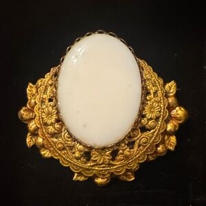 Elegant Gold and White Vintage Brooch